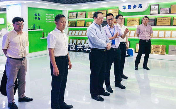 杭州市副市长王宏一行莅临金年会调研