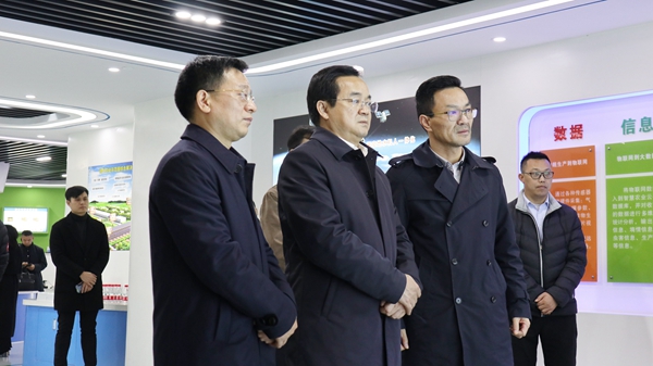 浙江省高兴夫副省长一行莅临浙江金年会股份有限公司参观调研